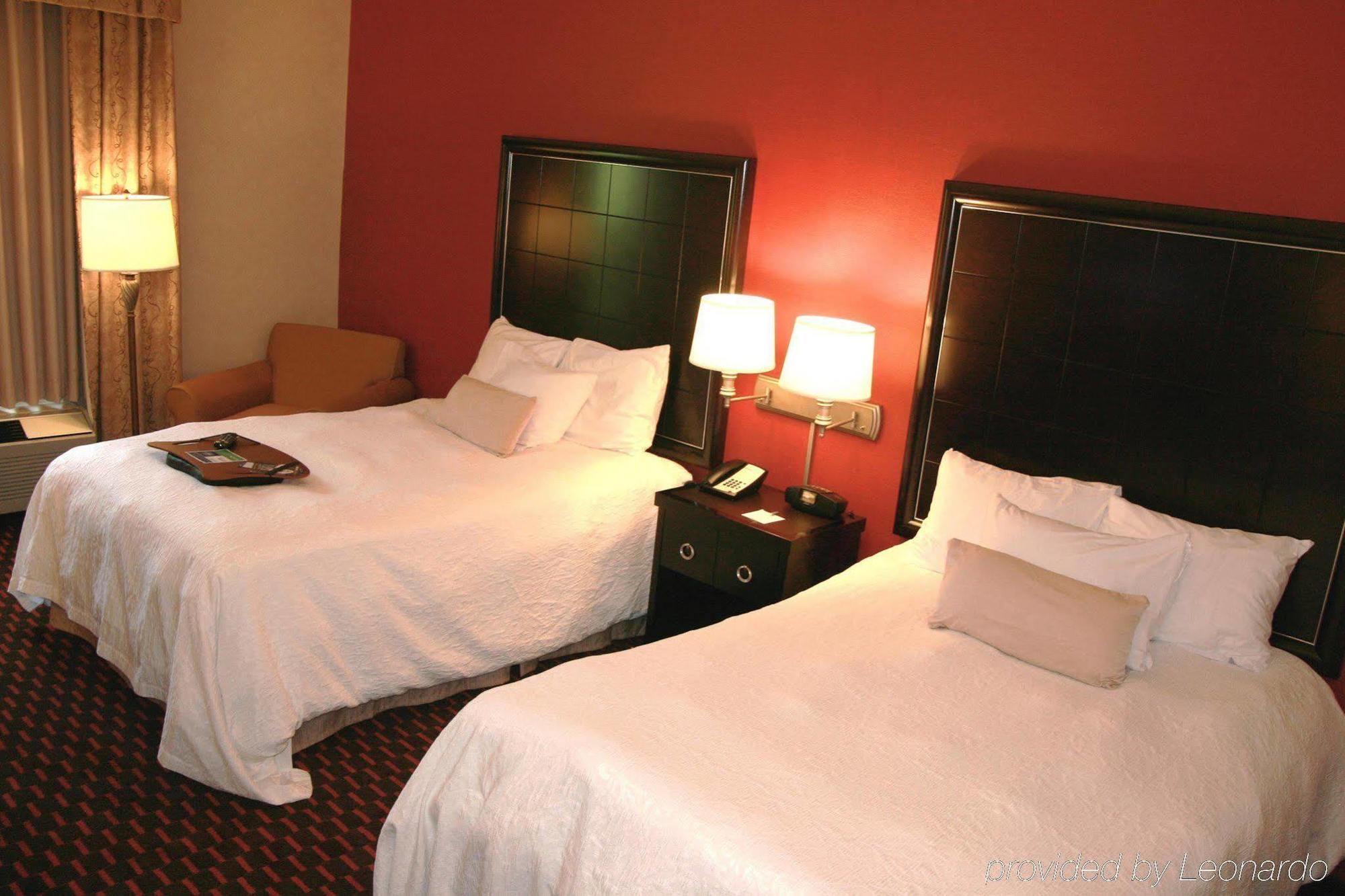 Hampton Inn Mount Pleasant Oda fotoğraf