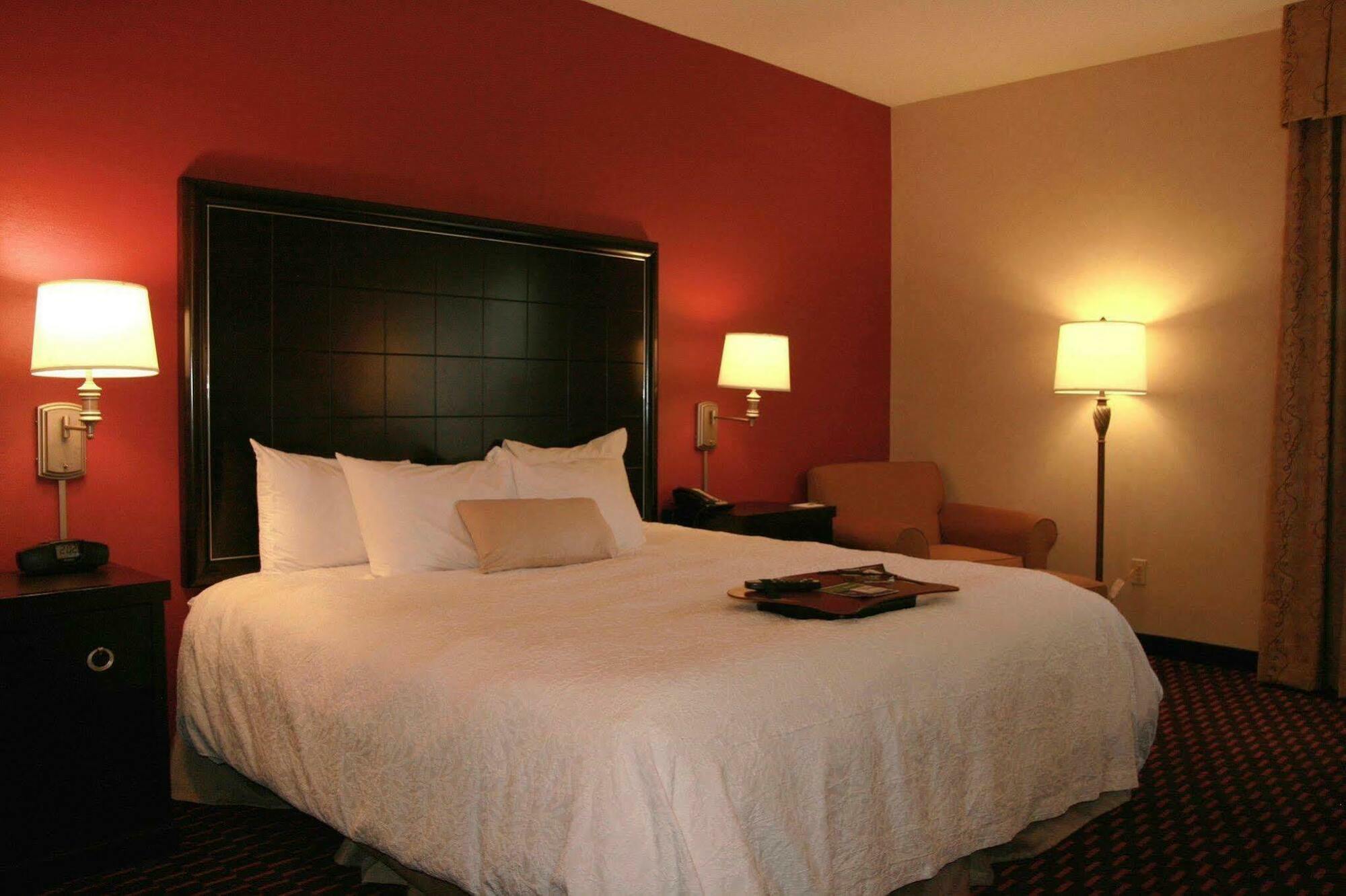 Hampton Inn Mount Pleasant Oda fotoğraf